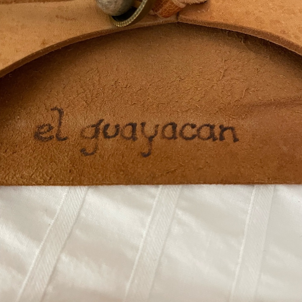 Hand crafted leather aboriginal shoulder bag - Picture 8 of 11